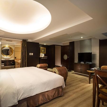 Taipei Lotty Hotel Bagian luar foto