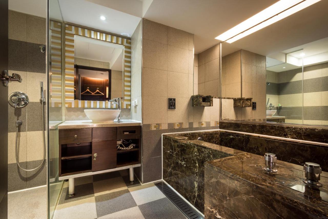 Taipei Lotty Hotel Bagian luar foto