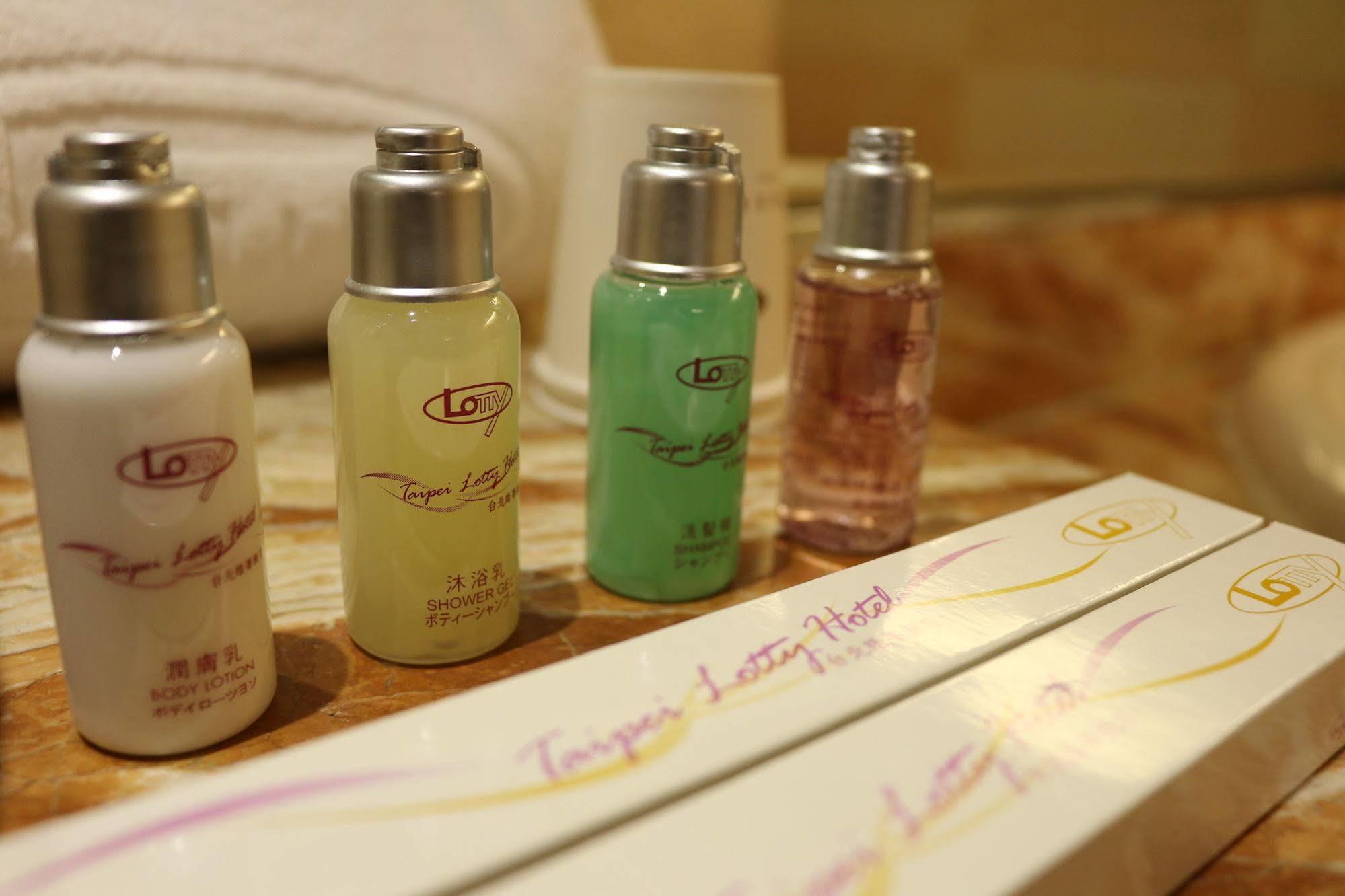 Taipei Lotty Hotel Bagian luar foto