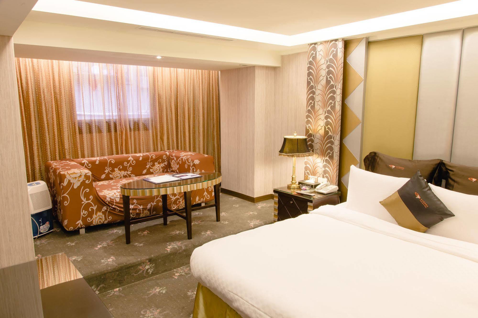 Taipei Lotty Hotel Bagian luar foto