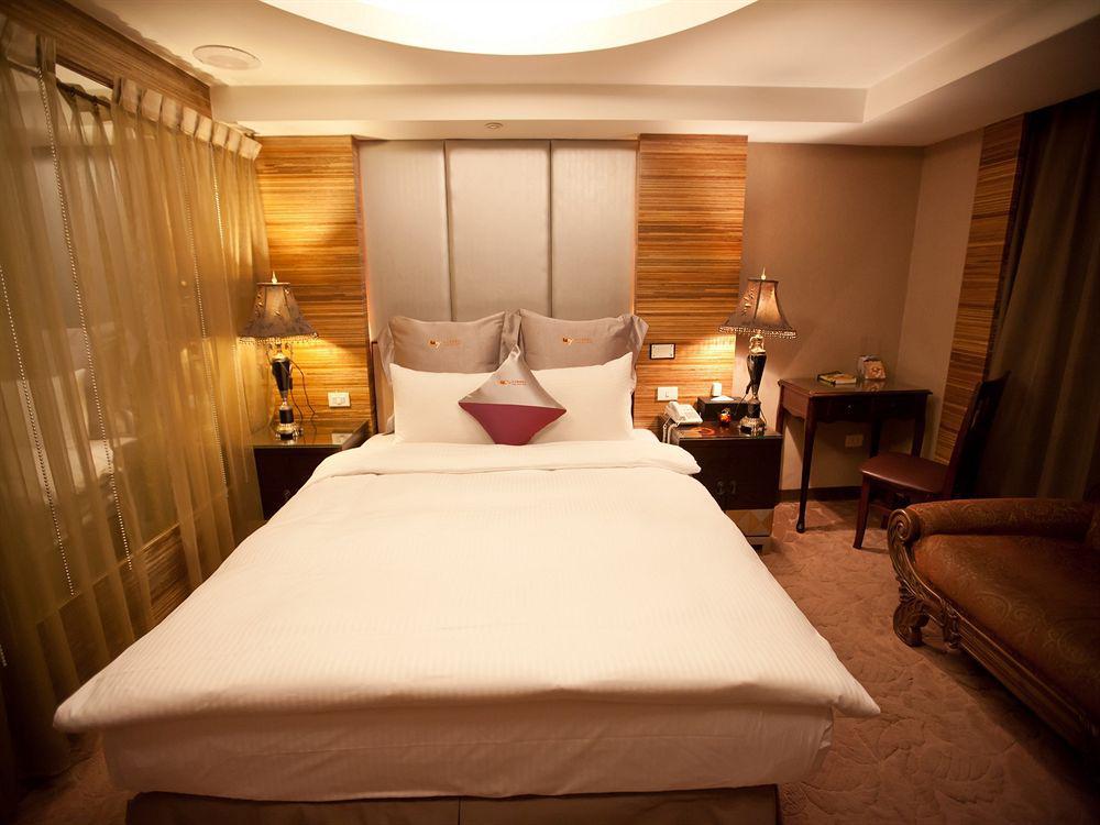 Taipei Lotty Hotel Bagian luar foto